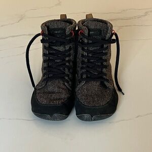 Wildling North Wolf size 40